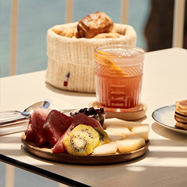 All-Day Unlimited Bar & Snacking
